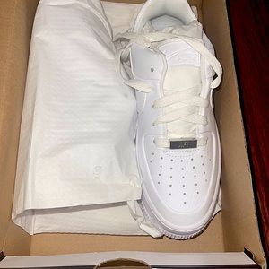 BRAND NEW AF1 SAGE LOW TRIPLE WHITE 5.5